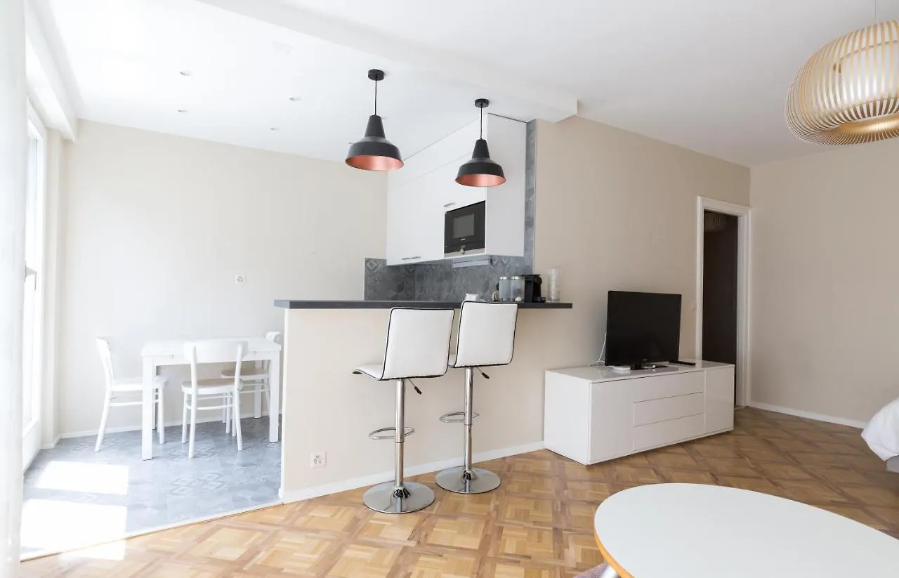 اتصالات Cosy Studio Central Geneva With Parking 
